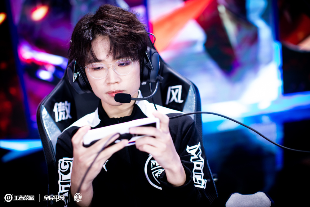 伯恩茅斯主 伯恩茅斯主