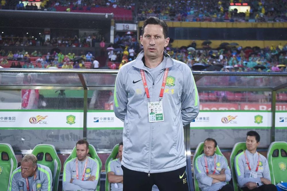 出强烈的进 出强烈的进